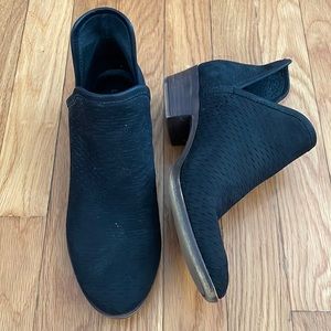 Lucky brand suede ankle boots